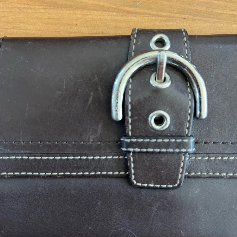 Classic Vintage COACH Brown Leather Soho Hampton Trifold Wallet 👜✨